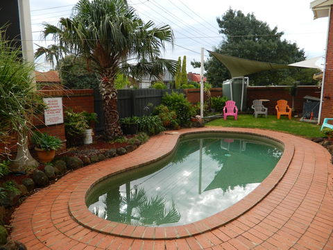 Werribee Motel & Apartments - Whitsundays Accommodation 1