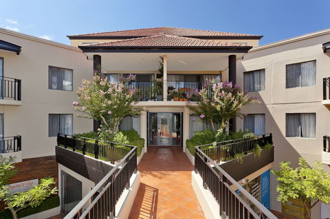 Astra Apartments - The Griffin - Whitsundays Accommodation 0