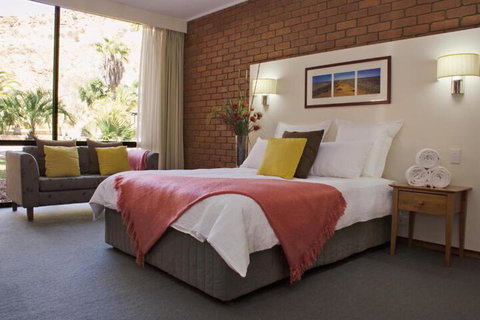 Alice In The Territory - Whitsundays Accommodation 1
