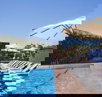 Four Seasons Hotel Sydney - Whitsundays Accommodation