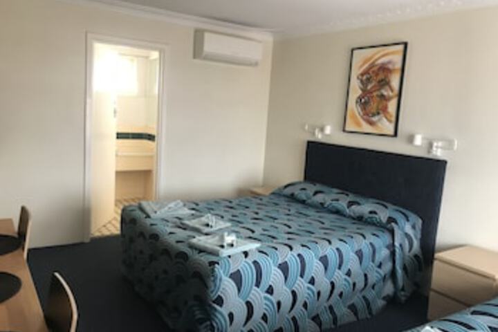Glen Iris WA Whitsundays Accommodation