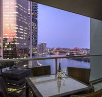Oaks Brisbane on Felix Suites - Whitsundays Accommodation