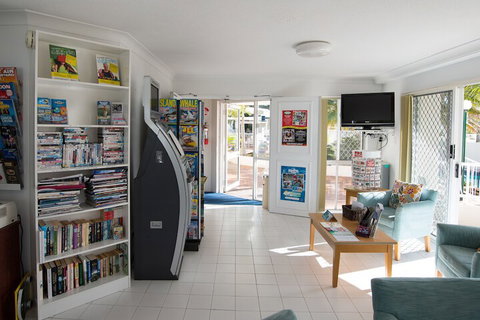 Golden Shores Holiday Club - Whitsundays Accommodation 4