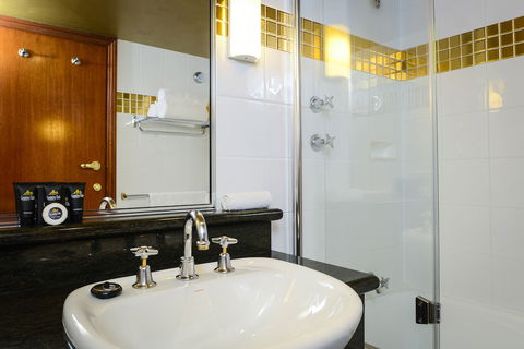 Country Club Tasmania - Whitsundays Accommodation 5