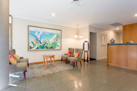 Brisbane International - Virginia - Whitsundays Accommodation 1