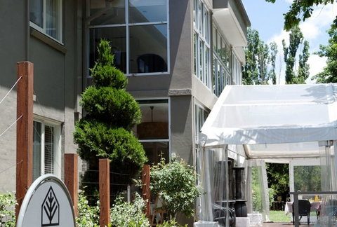 Forrest Hotel And Apartments - Whitsundays Accommodation 1