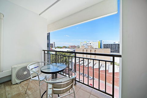All Suites Perth - Whitsundays Accommodation 6