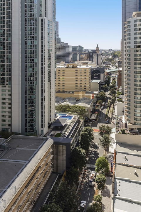 IStay River City Brisbane - Whitsundays Accommodation 1