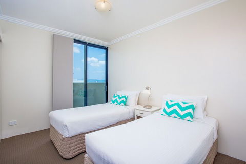 Republic Apartments - Whitsundays Accommodation 7