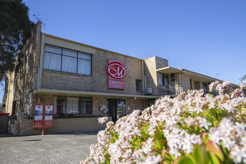 Metro Inn Ryde - Whitsundays Accommodation 1