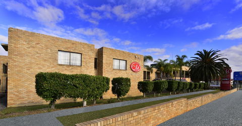 Metro Inn Ryde - Whitsundays Accommodation 0