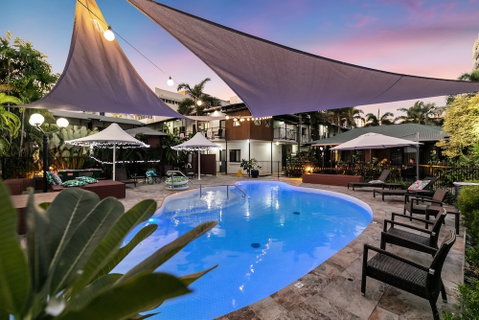 Palms City Resort - Whitsundays Accommodation 2