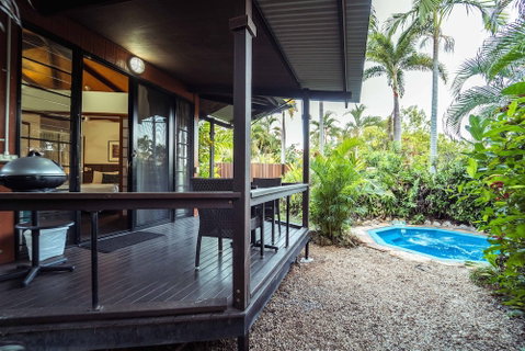 Palms City Resort - Whitsundays Accommodation 5