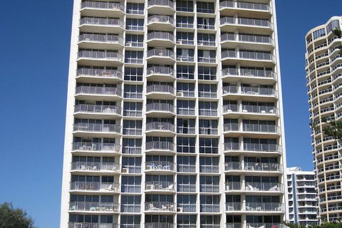 Golden Sands Apartments - Whitsundays Accommodation 1