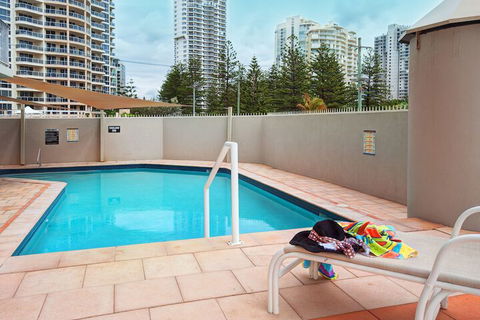 Golden Sands Apartments - Whitsundays Accommodation 2
