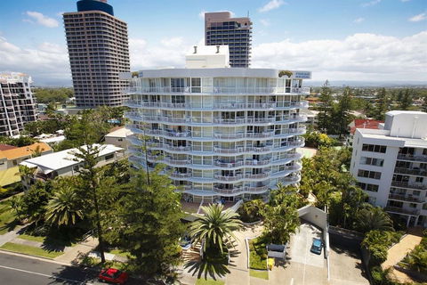 Surf Parade Resort - Whitsundays Accommodation 0