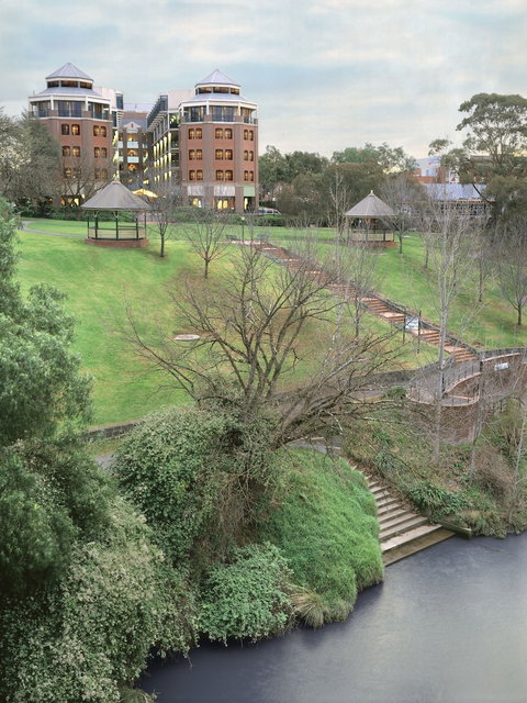 Amora Hotel Riverwalk Melbourne - Whitsundays Accommodation 3