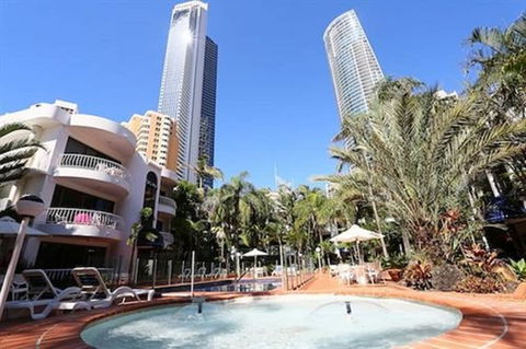 St Tropez Apartments - Whitsundays Accommodation 2