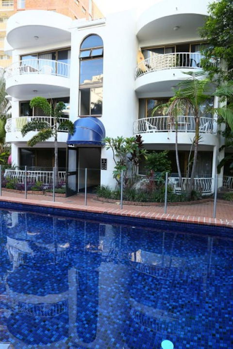 St Tropez Apartments - Whitsundays Accommodation 5