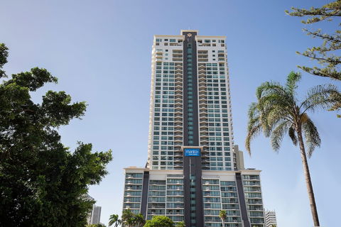 Mantra Crown Towers - Whitsundays Accommodation 0