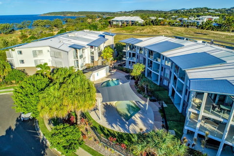 Pavillions On 1770 - Whitsundays Accommodation 0