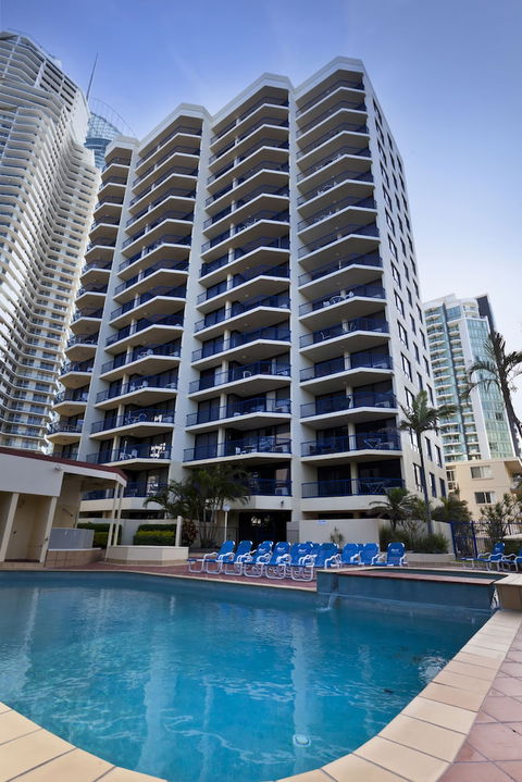 Surf Regency Apartments - Whitsundays Accommodation 3