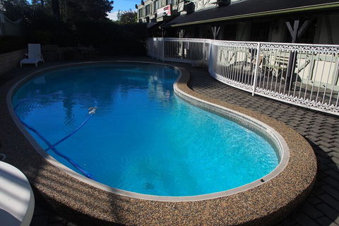 Ascot Motor Inn - Whitsundays Accommodation 3