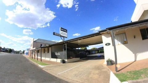 Ben Hall Motor Inn - Whitsundays Accommodation 4
