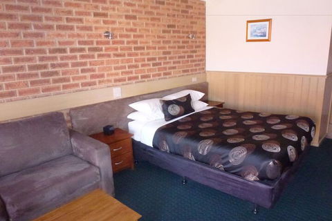 Colonial Motor Inn Bairnsdale - Whitsundays Accommodation 7