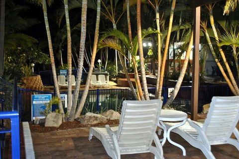 Club Surfers - Whitsundays Accommodation 2