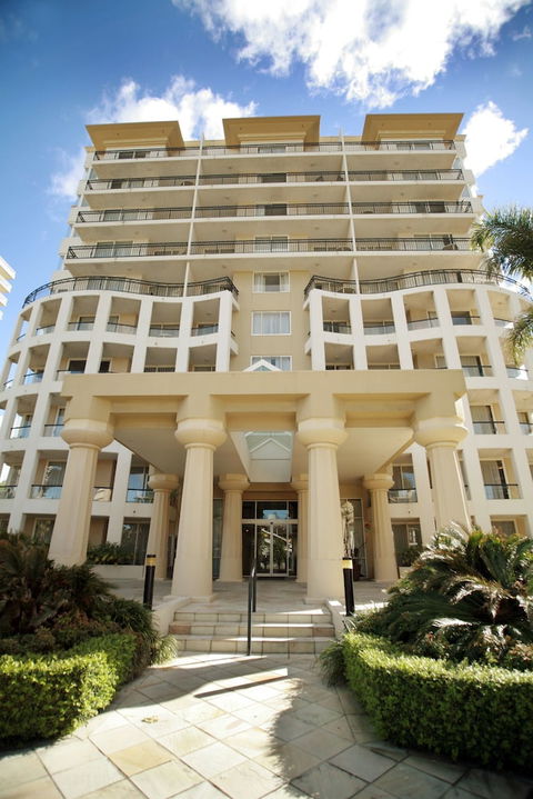 Palazzo Colonnades - Whitsundays Accommodation 2