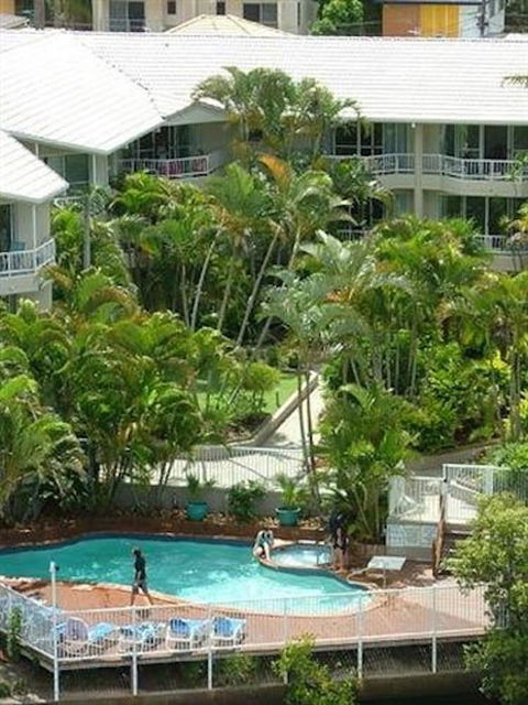 Surfers Del Rey - Whitsundays Accommodation 1