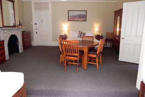 Moore Park Inn - Whitsundays Accommodation 6