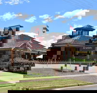 Best Western Plus All Settlers Motor Inn - Whitsundays Accommodation