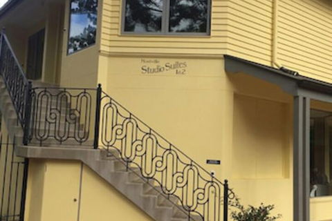 Montville Suites - Whitsundays Accommodation 1