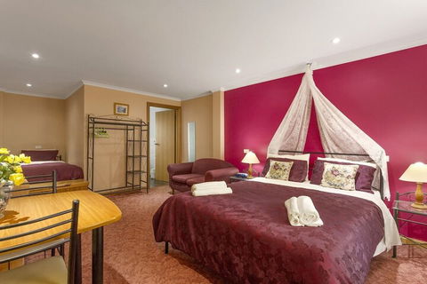 North East Rest Awhile Bed & Breakfast - Whitsundays Accommodation 3