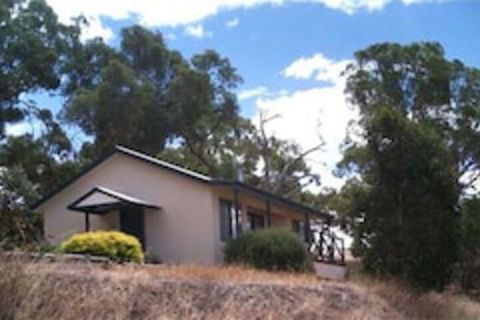 Riesling Country Cottages - Whitsundays Accommodation 0