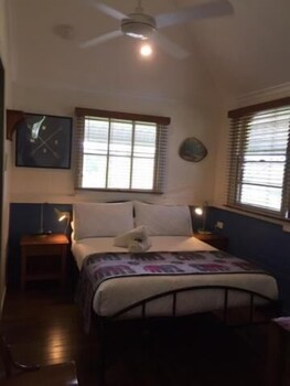 Grey Gum Lodge - Whitsundays Accommodation 6