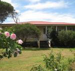Hope Cottage Country Retreat - Whitsundays Accommodation