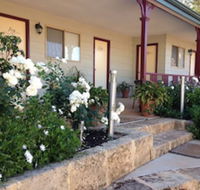 The Nosh  Nod - Avon Terrace - Whitsundays Accommodation