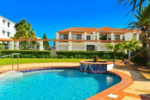 The Breakers Yamba - Whitsundays Accommodation 2