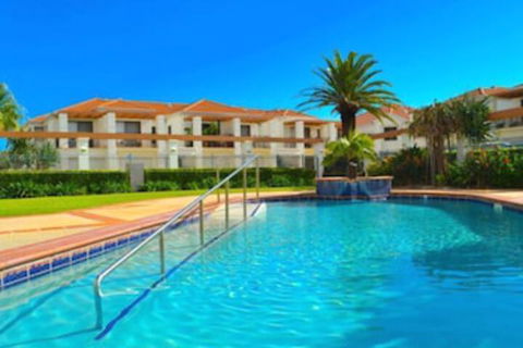 The Breakers Yamba - Whitsundays Accommodation 3