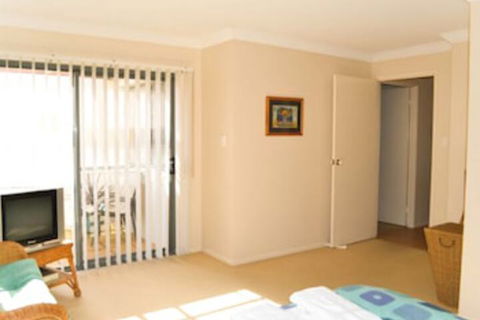 The Breakers Yamba - Whitsundays Accommodation 7