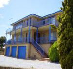 Flat 2 3 Bay Lane - Whitsundays Accommodation