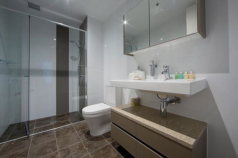 Accommodate Canberra Manhattan On The Park - Whitsundays Accommodation 1