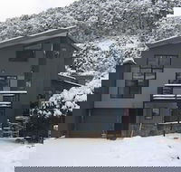 Snowstream 4 - Whitsundays Accommodation