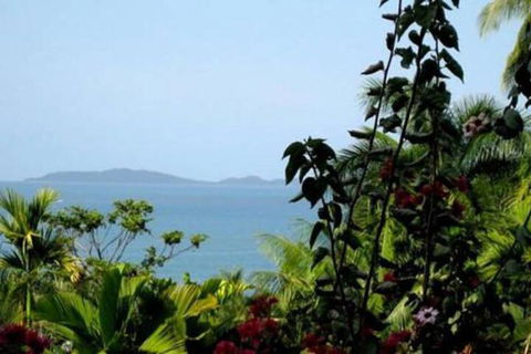 Rocky Point Retreat - Whitsundays Accommodation 7
