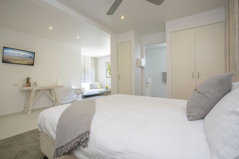 10 Hastings Street Boutique Motel & Cafe - Whitsundays Accommodation 2