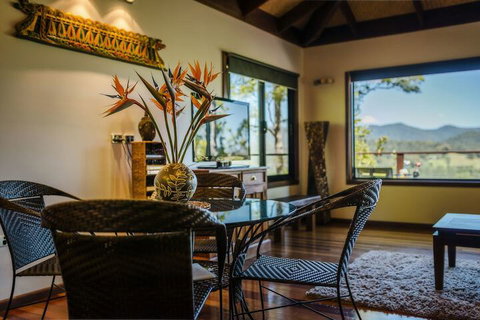 Lombok On Waterfall Retreat - Whitsundays Accommodation 1