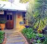 Little Para Cottage - Whitsundays Accommodation